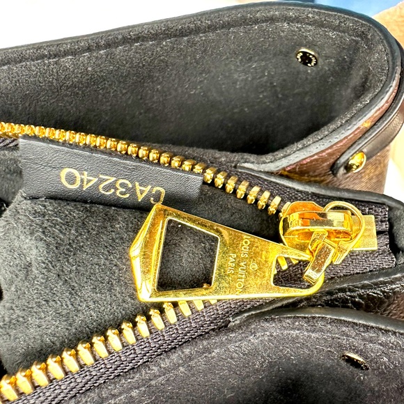 💯🔥LOUIS VUITTON SOUFFLOT TOTE MONOGRAM CANVAS BB BAG❤️❤️ - Picture 11 of 11